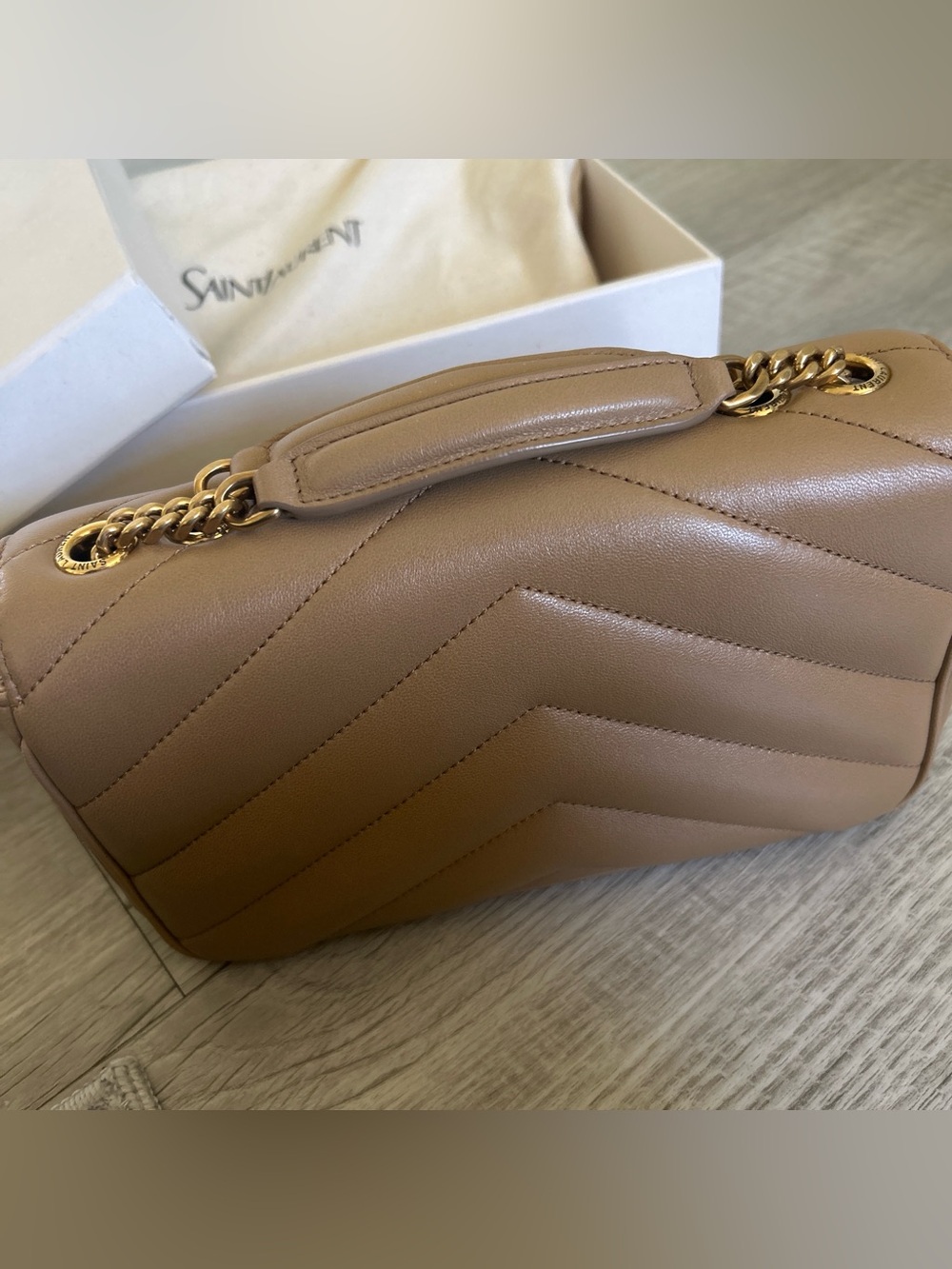 Saint Laurent YSL Loulou Small Shoulder Bag in Lambskin Leather - Picture 5 of 9